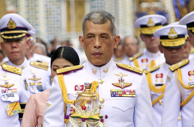 Choáng váng trước khối tài sản trị giá hàng chục tỷ USD của Quốc vương Thái Lan