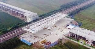 Trung Quốc lập kỷ lục xoay cây cầu nặng gần 20.000 tấn ở góc 90 độ