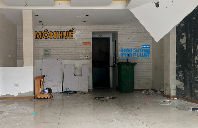 Khung cảnh tan hoang tại chuỗi nhà hàng Món Huế ở Hà Nội trước thông tin trốn nợ