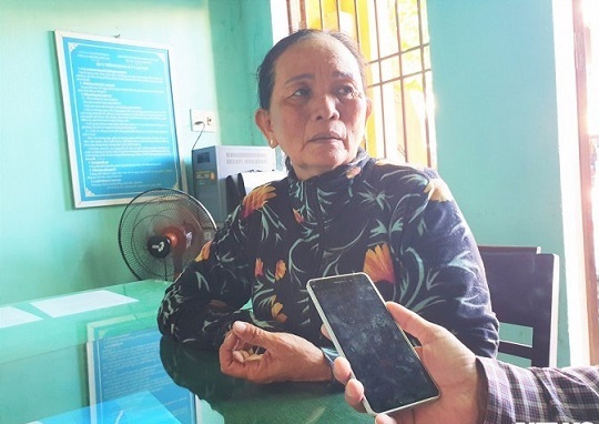 Nữ tiểu thương 