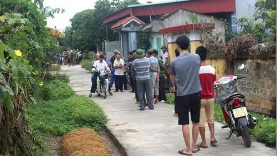 Phát hiện người đàn ông tử vong trong vườn nhà với 3 vết đâm thấu ngực