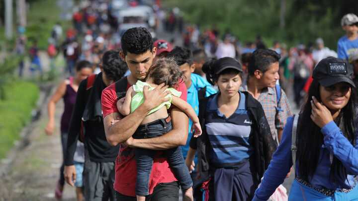 Đau lòng những mảnh đời người di cư bỏ mạng nơi đất khách