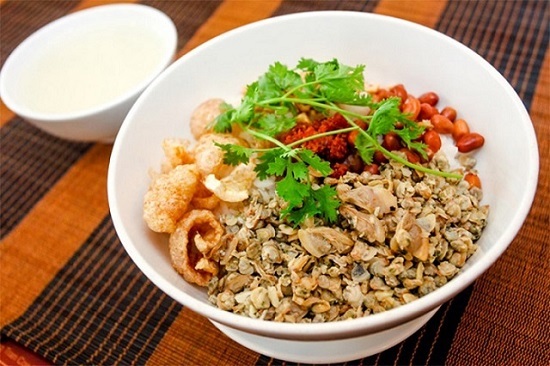 Ẩm thực Huế  "hút hồn " du khách thập phương 