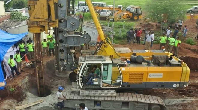 Rơi xuống hố sâu 183 m, bé trai 2 tuổi tử vong thương tâm