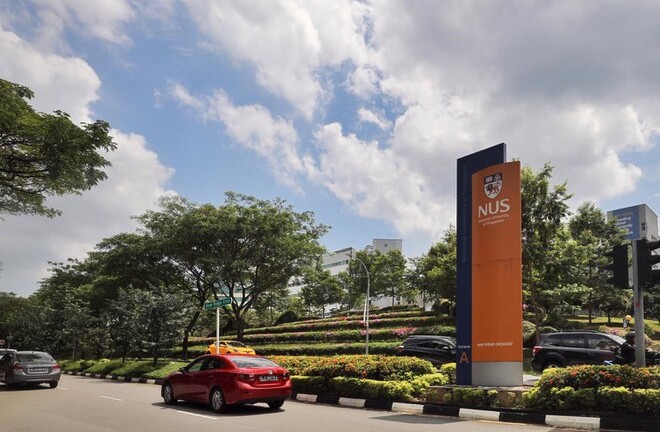 Nam sinh viên bất ngờ khỏa thân trong thư viện và cái kết đắng