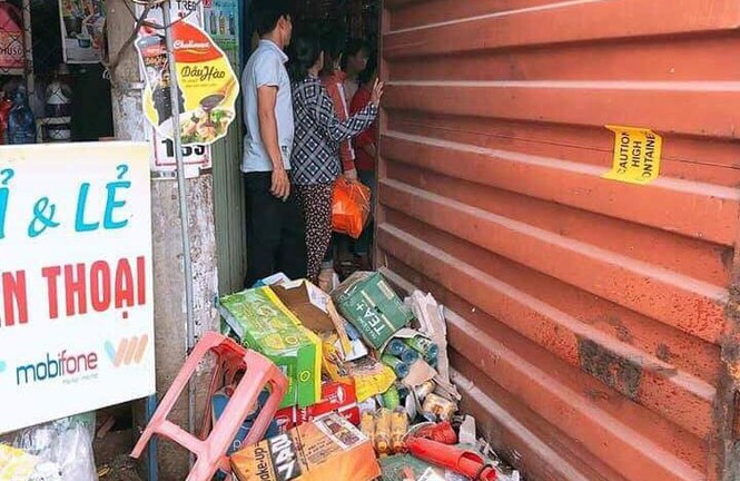 Thùng container văng vào nhà dân lúc giữa trưa, một người tử vong thương tâm