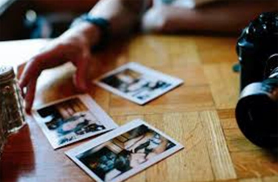 Thanh niên 17 tuổi dùng ảnh khỏa thân tống tiền bạn gái 14 tuổi