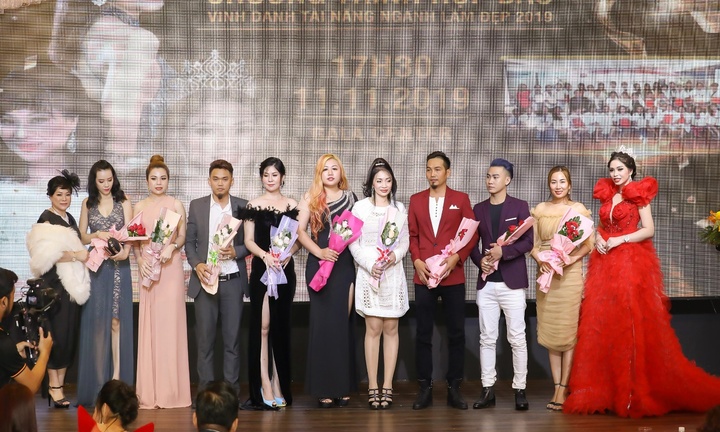 Họp báo 'Vinh danh tài năng ngành làm đẹp 2019'
