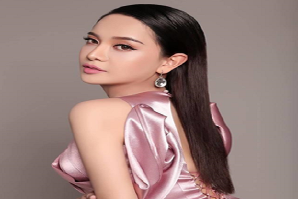 Góc nhìn chân thực về dịch vụ nâng ngực chuyển giới tại Việt Nam