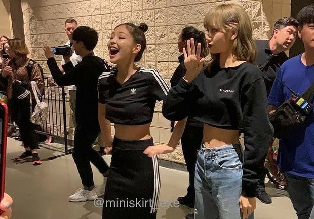 Vòng eo của các mỹ nhân Black Pink gây sửng sốt vì thon gọn đến khó tin