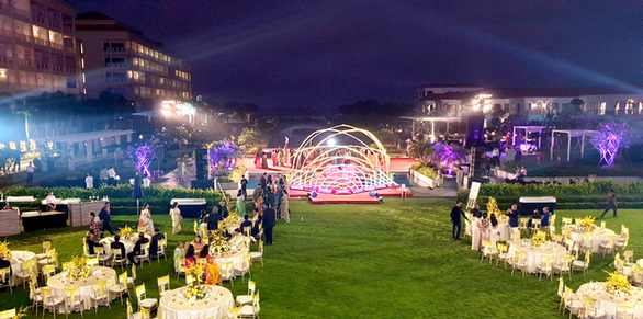 Đà Nẵng: 225 nghệ sĩ và nhân viên phục vụ cho