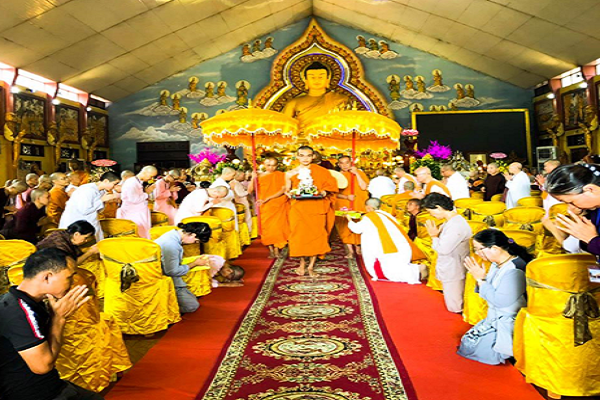Bình Tây Food tham dự ngày hội văn hóa  LOY KRATHONG tại thiền viện Phước Sơn