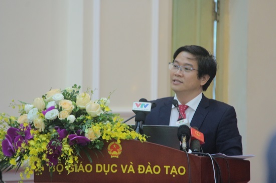 Sách giáo khoa mới: Vì tương lai con em chúng ta, nên chọn sách nào?