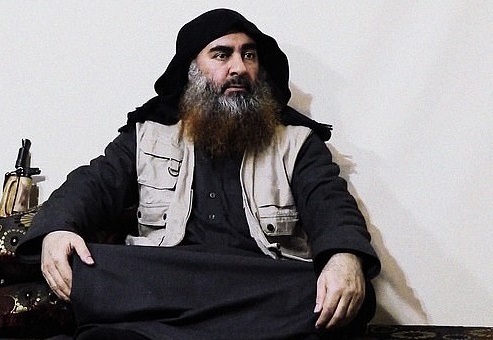 Thân cận của trùm khủng bố al-Baghdadi tiết lộ về kho báu 25 triệu USD trên sa mạc