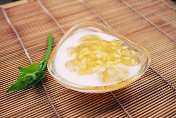 Ăn bưởi xong đừng vội vứt vỏ đi, chỉ vài bước đơn giản bạn đã có món cực ngon