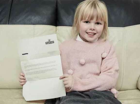 Xúc động với bức thư từ thiên đường gửi cho cô bé mồ côi