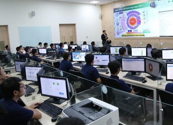 Đẩy mạnh ứng dụng CNTT tạo điều kiện thuận lợi cho người dân và doanh nghiệp 