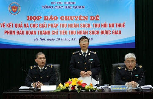 Ngành Hải quan thu ngân sách đạt 335.600 tỷ đồng vượt chỉ tiêu 111,7% 