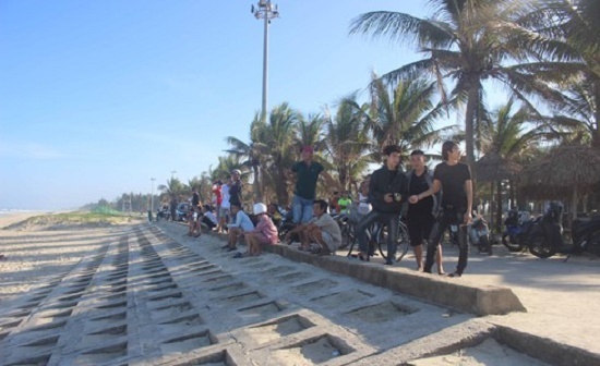 Tìm thấy thi thể du khách người nước ngoài mất tích trong lúc tắm biển ở Quảng Nam