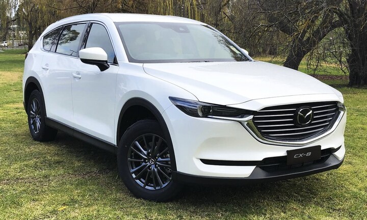 Mazda CX-8 Deluxe - Lựa chọn SUV 7 chỗ dưới 1,1 tỷ đồng 