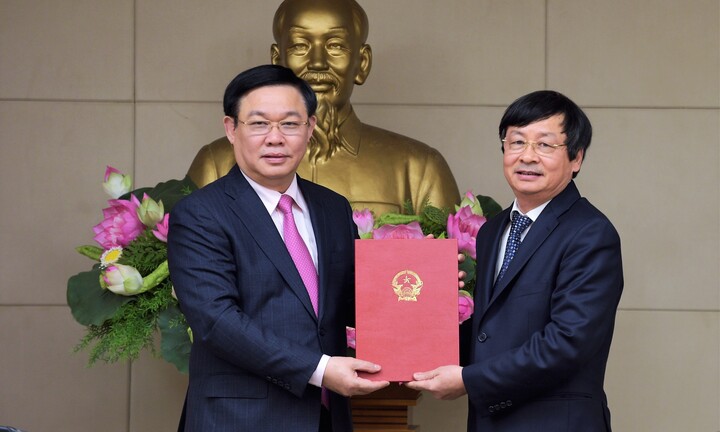 Trao Quyết định bổ nhiệm Phó Trưởng ban chuyên trách BCĐ Đổi mới và phát triển doanh nghiệp