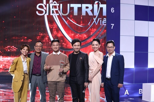 Vượt hàng loạt show truyền hình đình đám, Siêu Trí Tuệ Việt Nam nhận giải TV Show Của Năm tại Wechoice Awards 2019