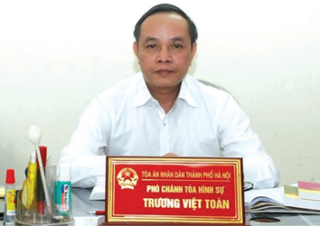 Ngày xuân, nghe thẩm phán kể kỳ án vợ 