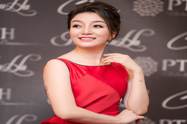 Đâu là công thức chung làm nên vẻ đẹp bất chấp tuổi tác của dàn sao Việt mà không cần phẫu thuật?