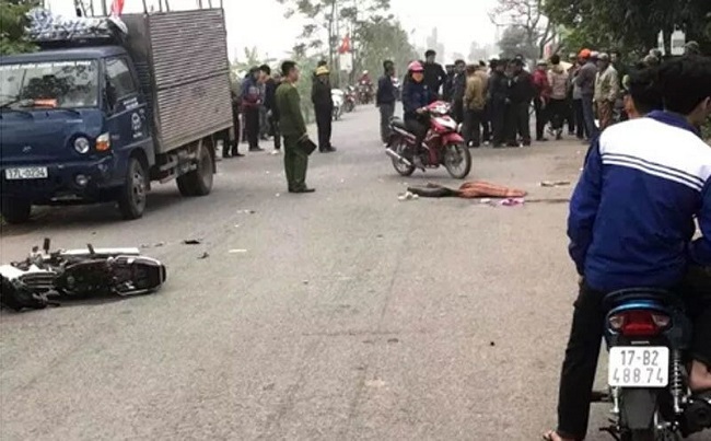 Tin tai nạn giao thông mới nhất ngày 20/1/2020: Va chạm xe tải, 2 nam sinh lớp 10 thương vong