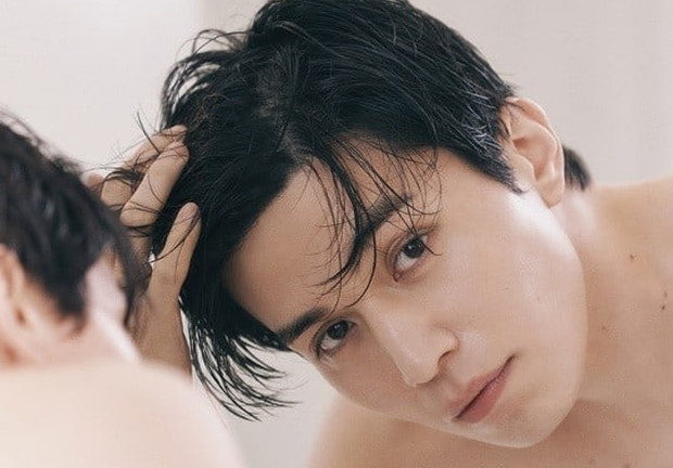Tiết lộ loại gen hiếm giúp nam tài tử Lee Dong Wook sở hữu vẻ đẹp nam thần đầy ma mị