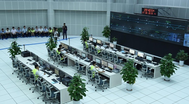 Tin tai nạn giao thông mới nhất ngày 2/2/2020: Xe máy lao vào lan can đường, 2 thanh niên thương vong