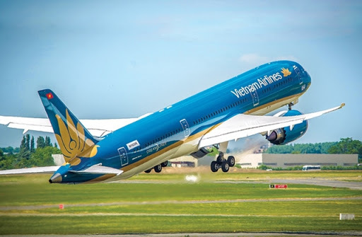 Sếp Vietnam Airlines nhận mức lương cơ bản là bao nhiêu?