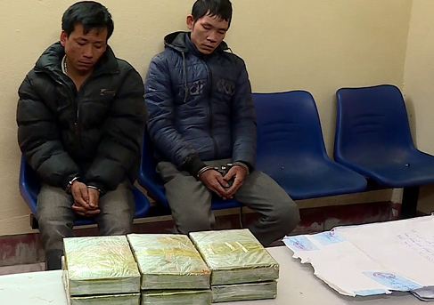 Tin tức pháp luật mới nhất ngày 26/2/2020: Bắt quả tang 2 đối tượng mua bán số lượng lớn ma túy