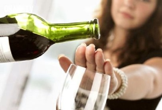 Tâm thư của một bà mẹ là bác sĩ gửi con trai thích uống rượu bia