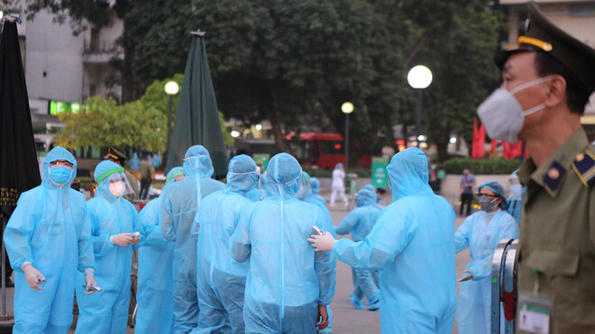 Hàng loạt nhân viên y tế của 4 bệnh viện bị cách ly vì tiếp xúc bệnh nhân 237