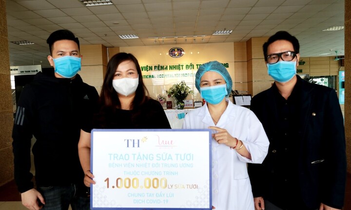 Tập đoàn TH và 1 triệu ly sữa tươi chung tay đẩy lùi dịch COVID-19