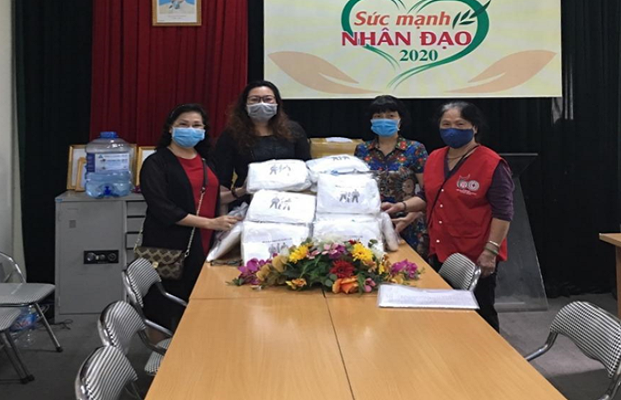 Tấm lòng 'vàng' sẻ chia vì cộng đồng trong tâm dịch covid - 19