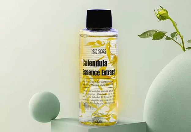 Dưỡng ẩm, ngừa mụn, sáng da, thu nhỏ lỗ chân lông, tất cả nằm trong chai nước thần mà bất kỳ cô gái nào cũng phải có trong túi xách