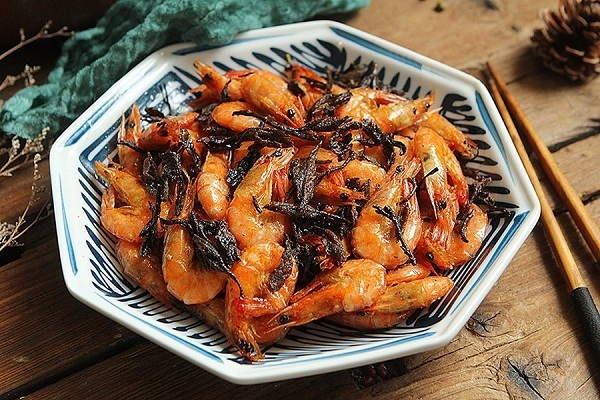 Thêm nguyên liệu này vào món tôm chiên quen thuộc đảm bảo ai ăn cũng phải trầm trồ khen ngợi