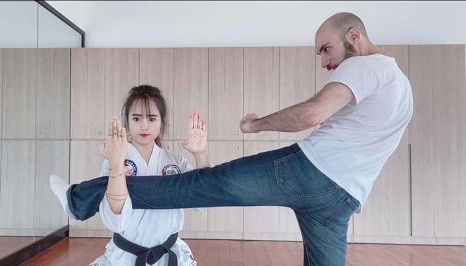 Nên duyên qua mạng nhờ võ thuật, nàng Việt-chàng Mỹ tổ chức ăn hỏi ngay trong lần đầu gặp mặt