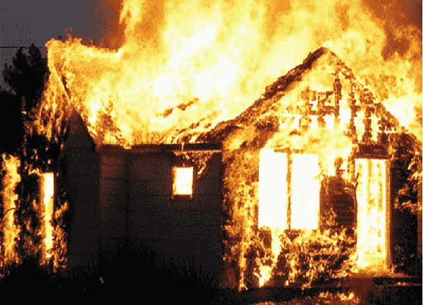  Mơ thấy cháy nhà đừng vội hốt hoảng bởi đó là điềm báo vận may đang kéo đến với bạn