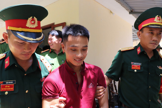 Đang thụ án chung thân lại trốn khỏi trại giam, Triệu Quân Sự đối mặt hình phạt nào?