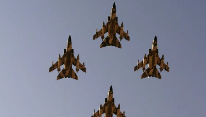 Liên quân do Ả Rập Xê út dẫn đầu phát động không kích quy mô lớn vào Yemen