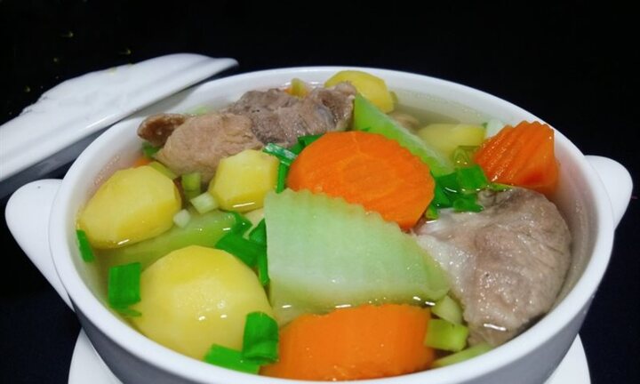 Nấu theo cách này, không những món canh bị mất chất dinh dưỡng mà nước dùng cũng giảm ngon, kém vị