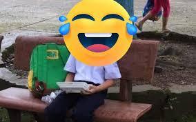 Muôn vàn biểu cảm đáng yêu ngày trở lại trường đầu tiên của các bé