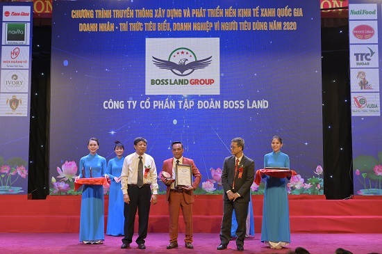 Tập đoàn Boss Land nhận cú đúp giải thưởng “Thương hiệu Vàng Việt Nam 2020” và  “Doanh nhân xuất sắc Đất Việt 2020 "