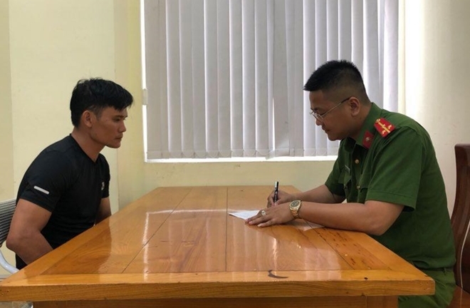 Diễn biến mới nhất vụ gặp vợ và người tình trong nhà nghỉ, chồng vung dao đâm chết người