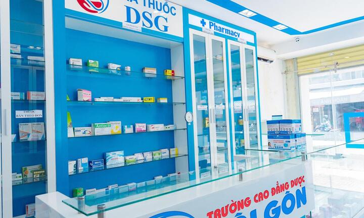 Trường Cao đẳng Dược Sài Gòn cam kết: Không có việc làm hoàn học phí