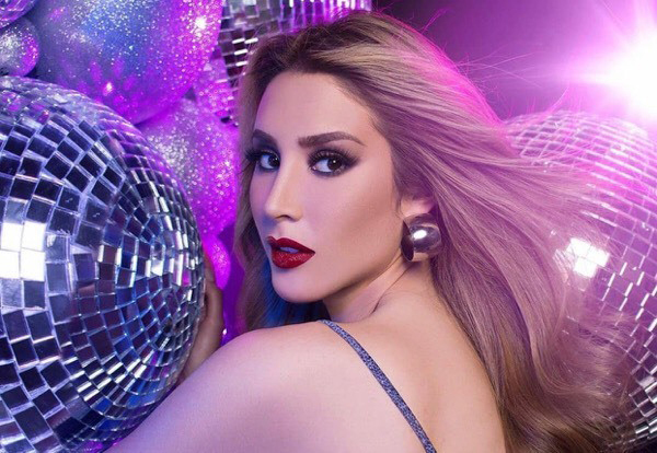 Cận cảnh nhan sắc của người đẹp đăng quang hoa hậu Venezuela ở tuổi 24