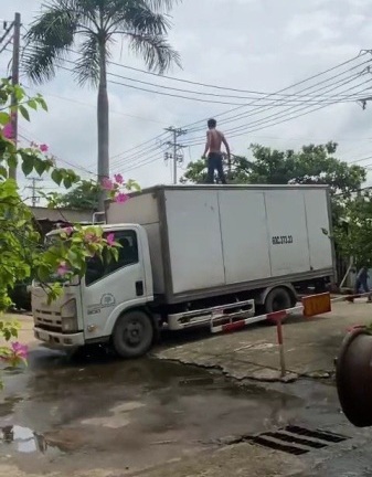 TP. HCM: Khống chế kẻ 